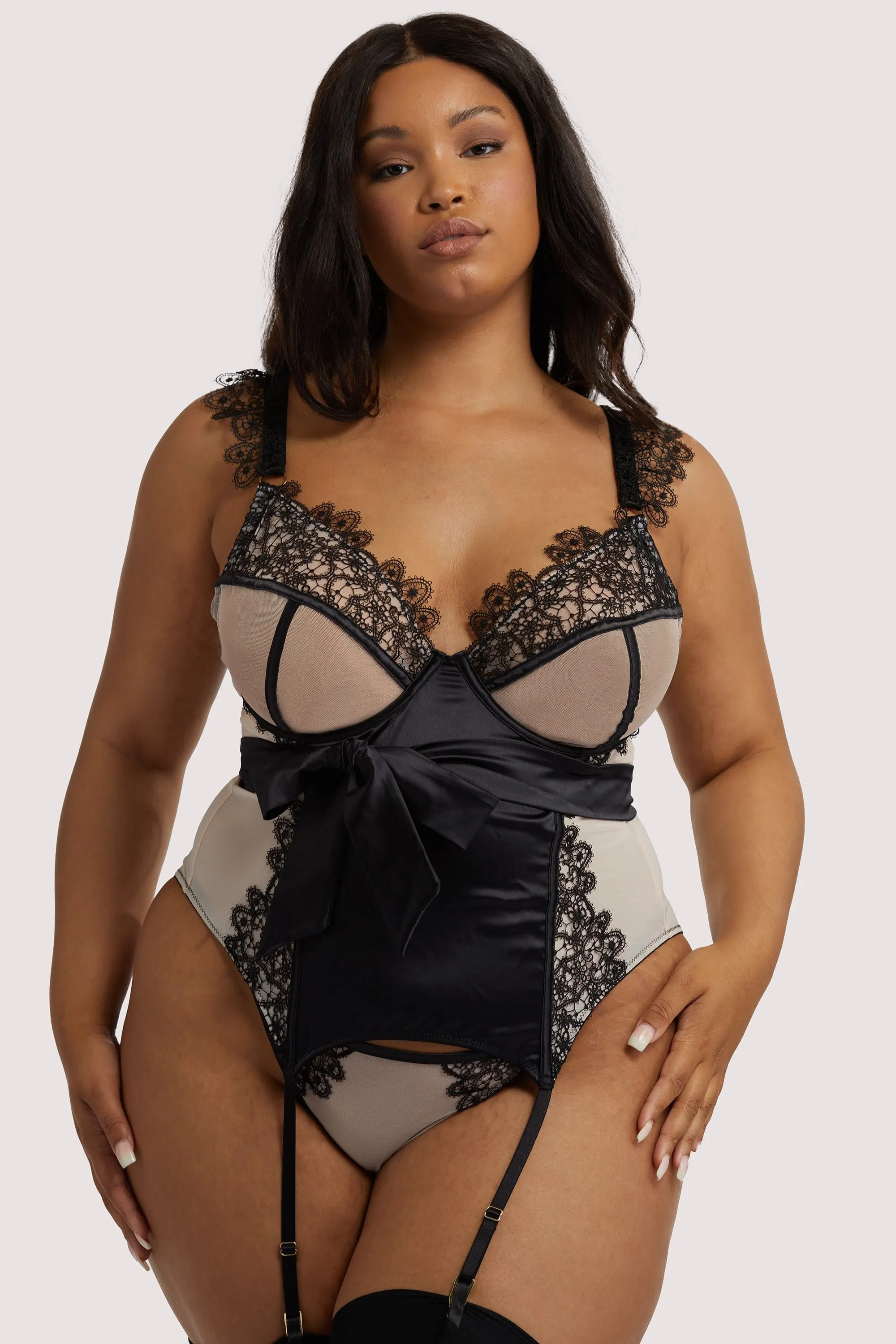 Anaise Black Basque
