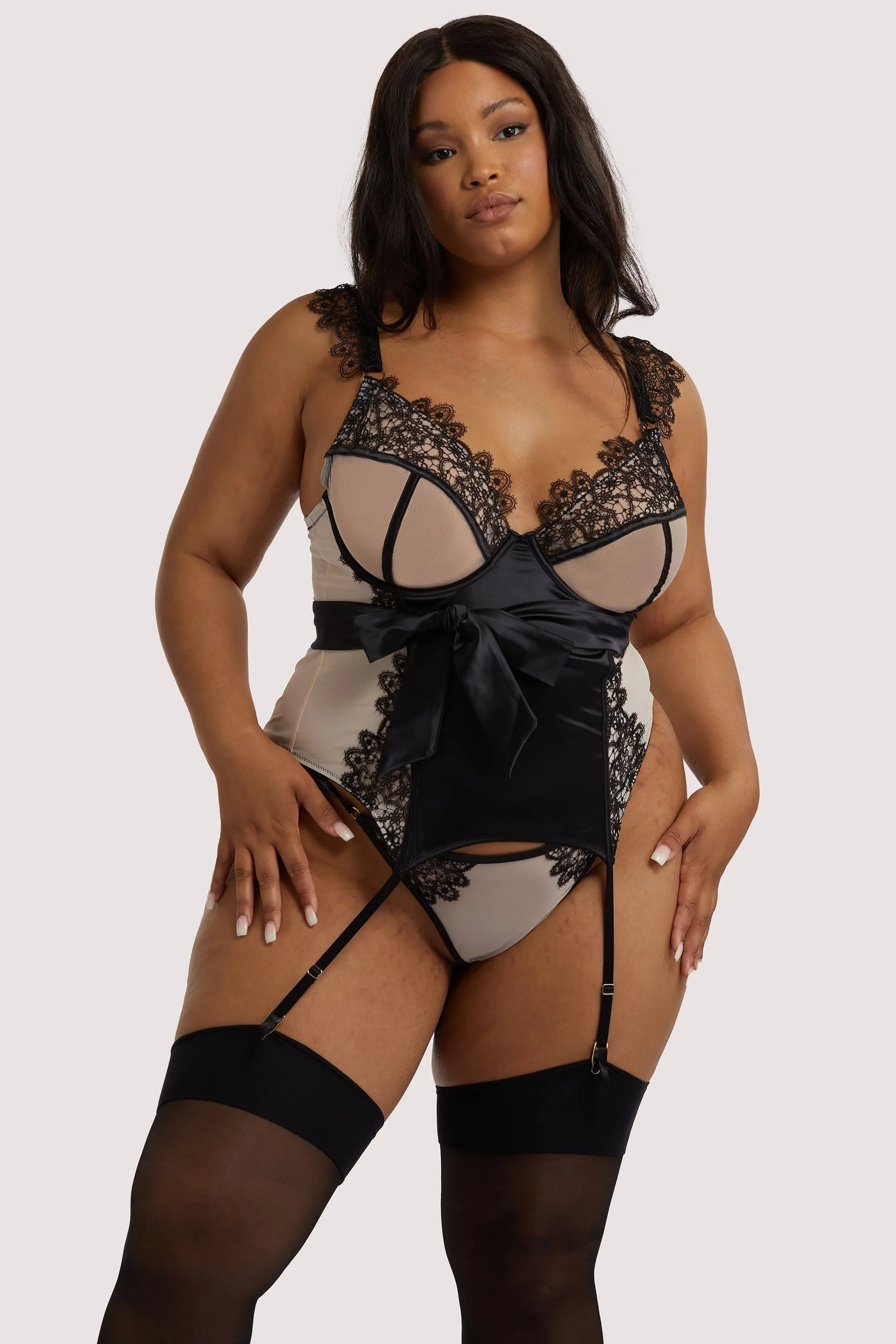 Anaise Black Basque
