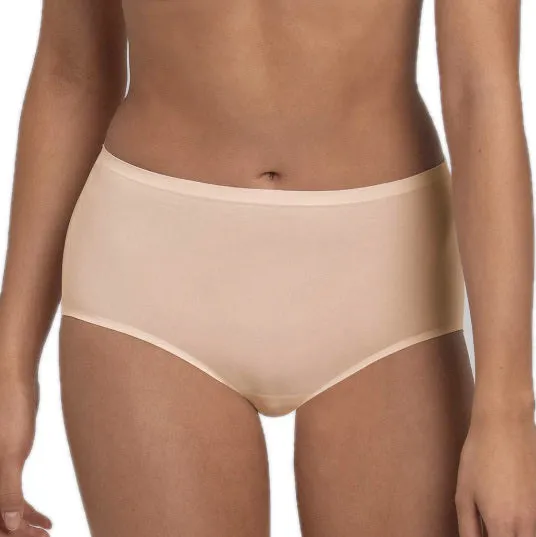 Anita Essentials Full Brief