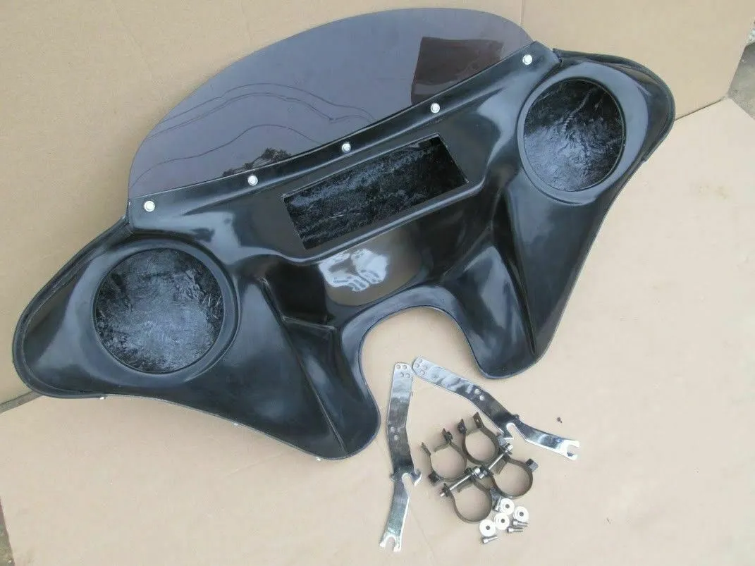 BATWING FAIRING WINDSHIELD FOR TRIUMPH Thunderbird 6.5" SPEAKER HOLES
