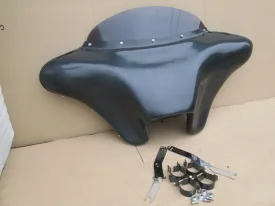 BATWING FAIRING WINDSHIELD FOR TRIUMPH Thunderbird 6.5" SPEAKER HOLES