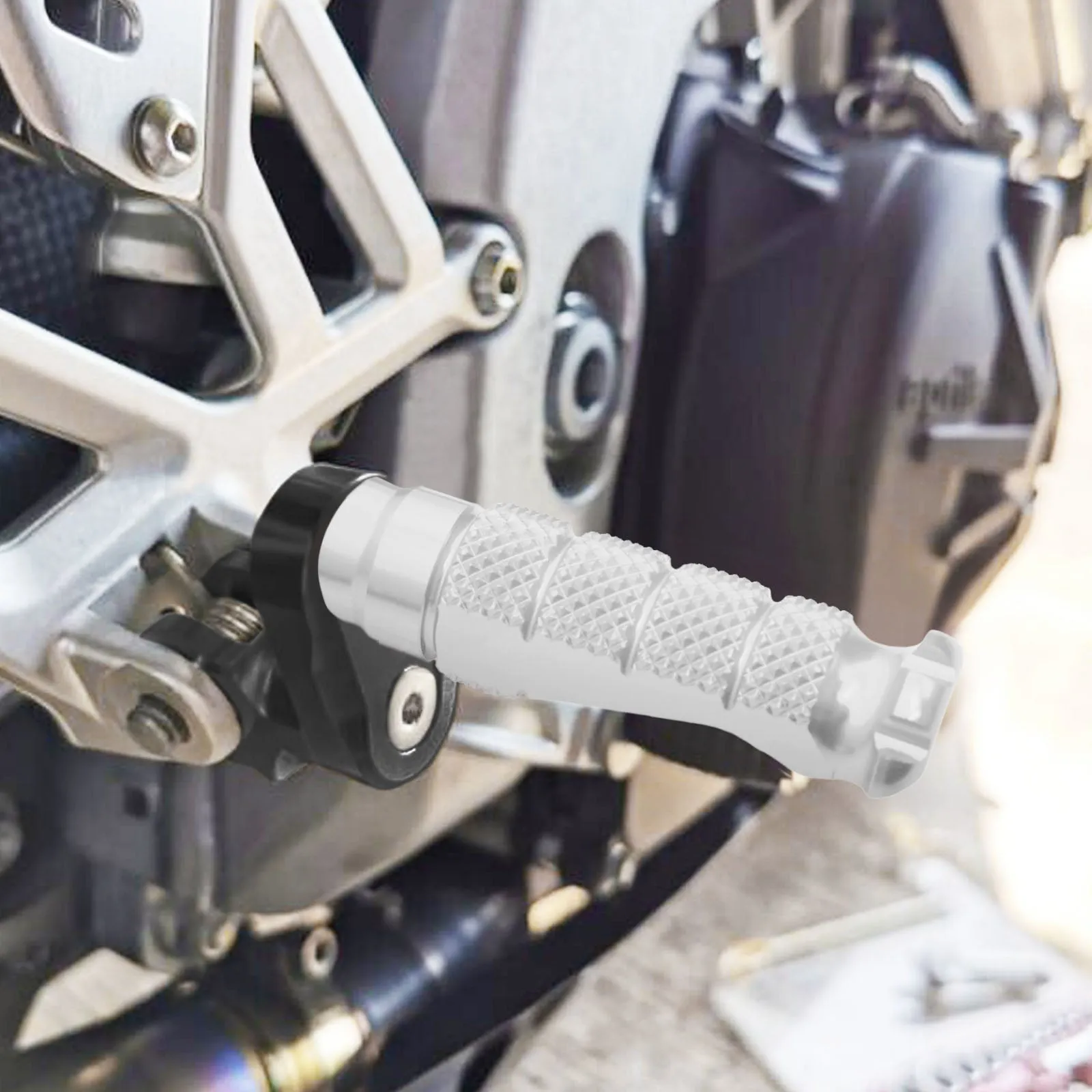 {Front}  Fits Triumph Daytona 675 Thruxton R R-FIGHT 25mm Adjustable Foot Pegs