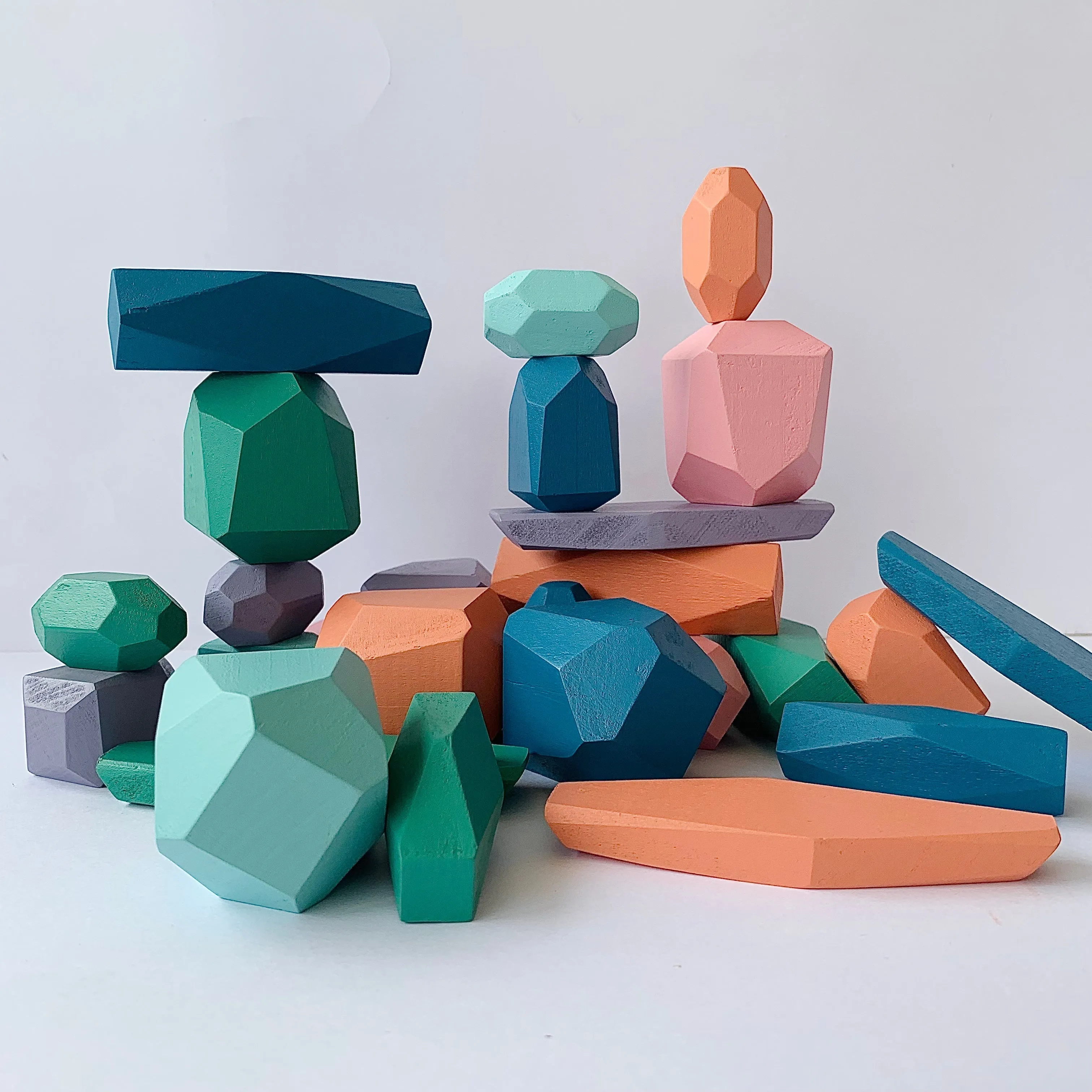 Open Ended Stack It Up - 28 pcs Balancing Stones
