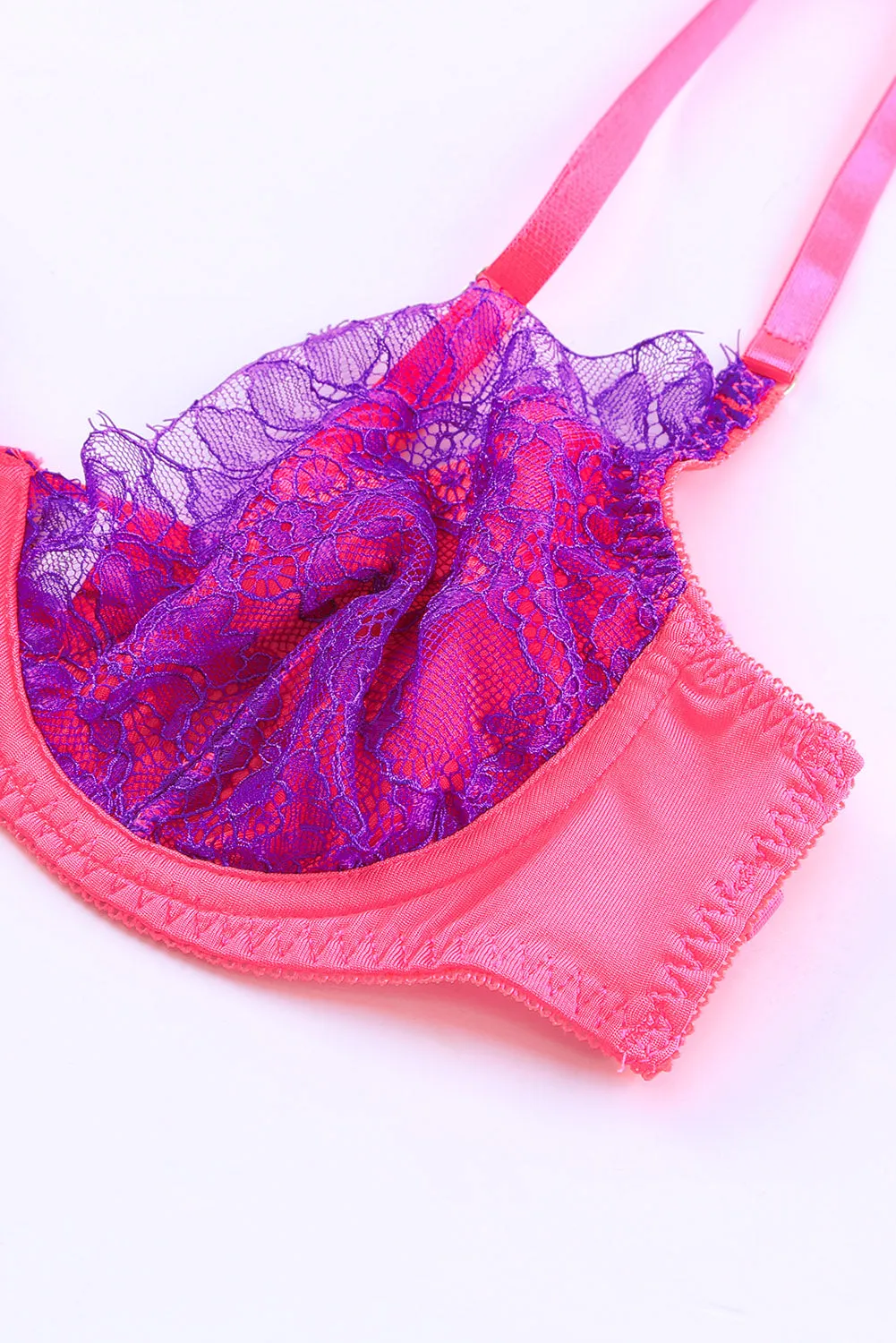 Rose 3Pcs Color Block Lace Contrast Lingerie Set With Garter Belt