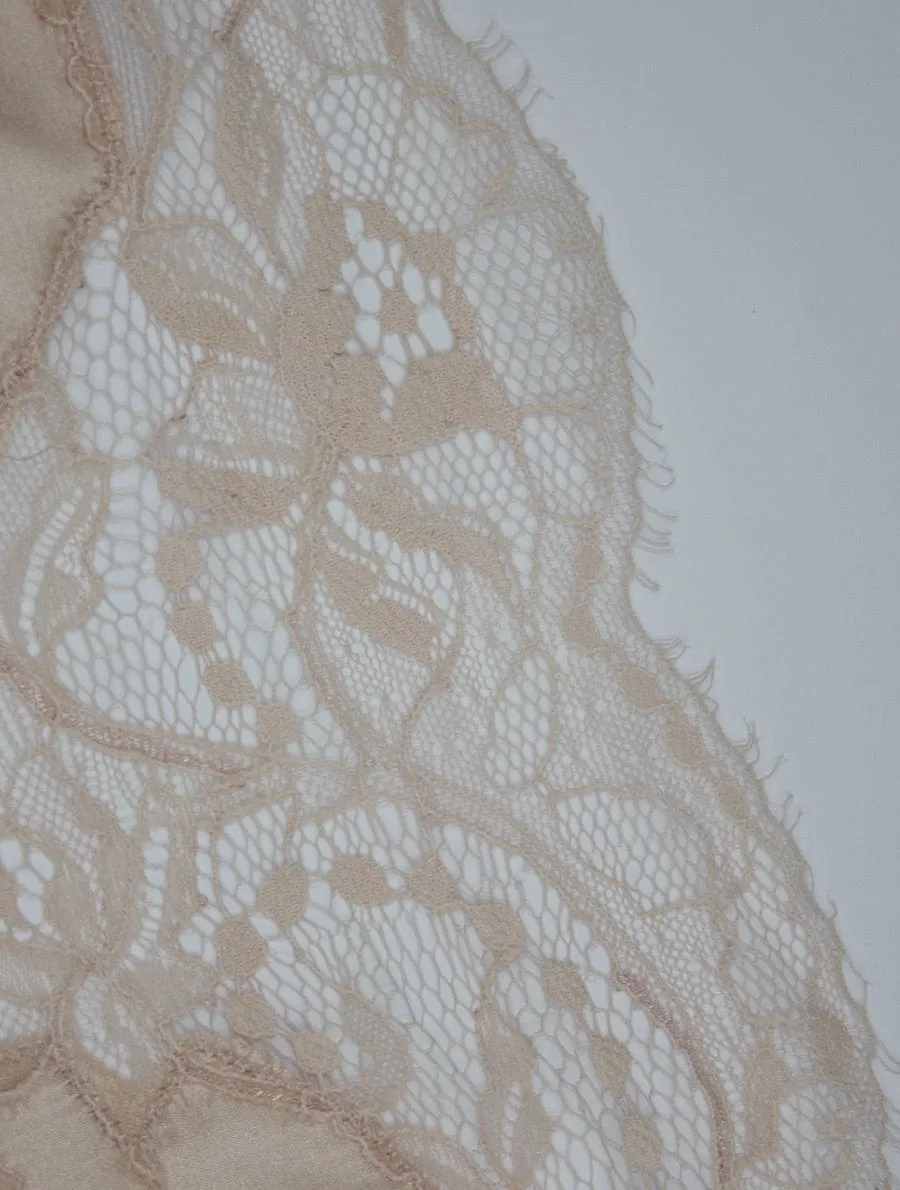 Signature Blush Padded Plunge Bra & Brief