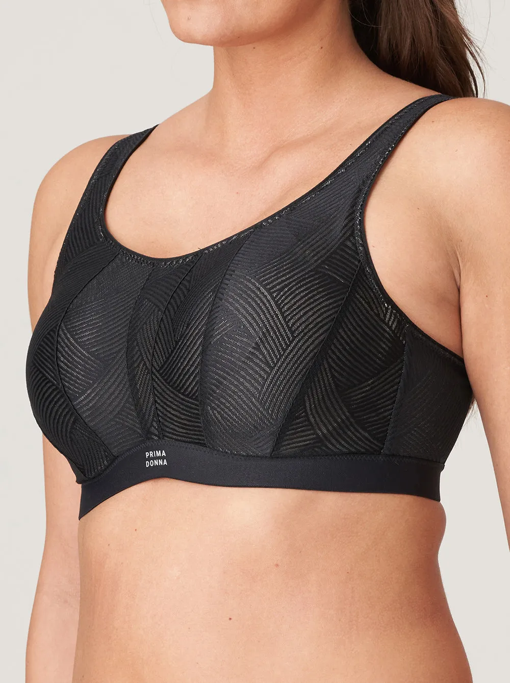 The Game Underwired C-H Sports Bra - Black