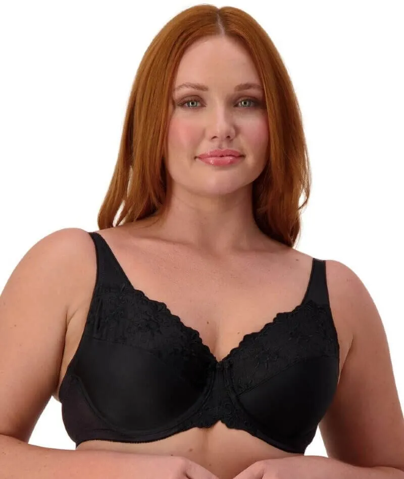 Triumph Embroidered Minimizer Bra - Black