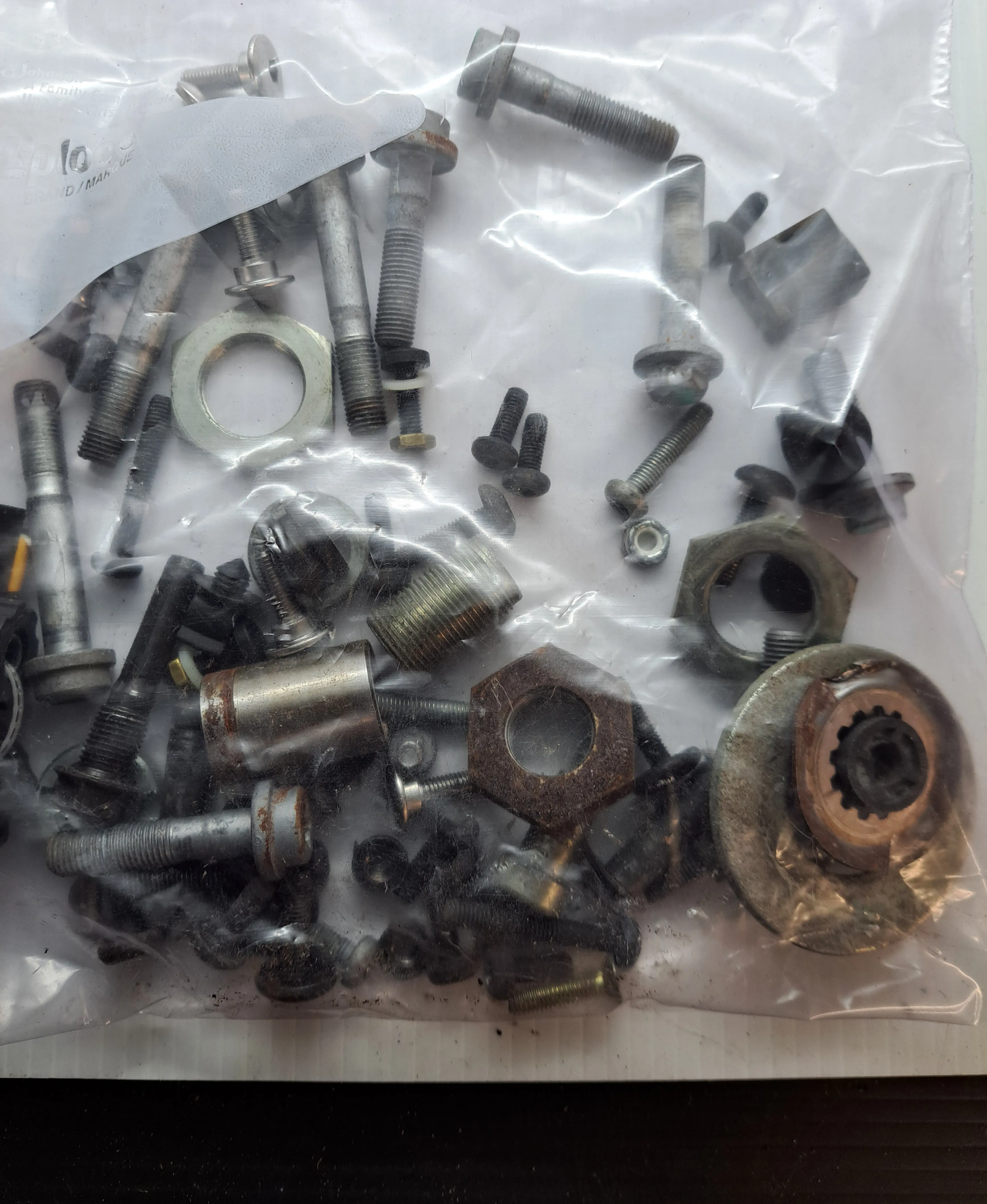 Triumph TT600 Hardware
