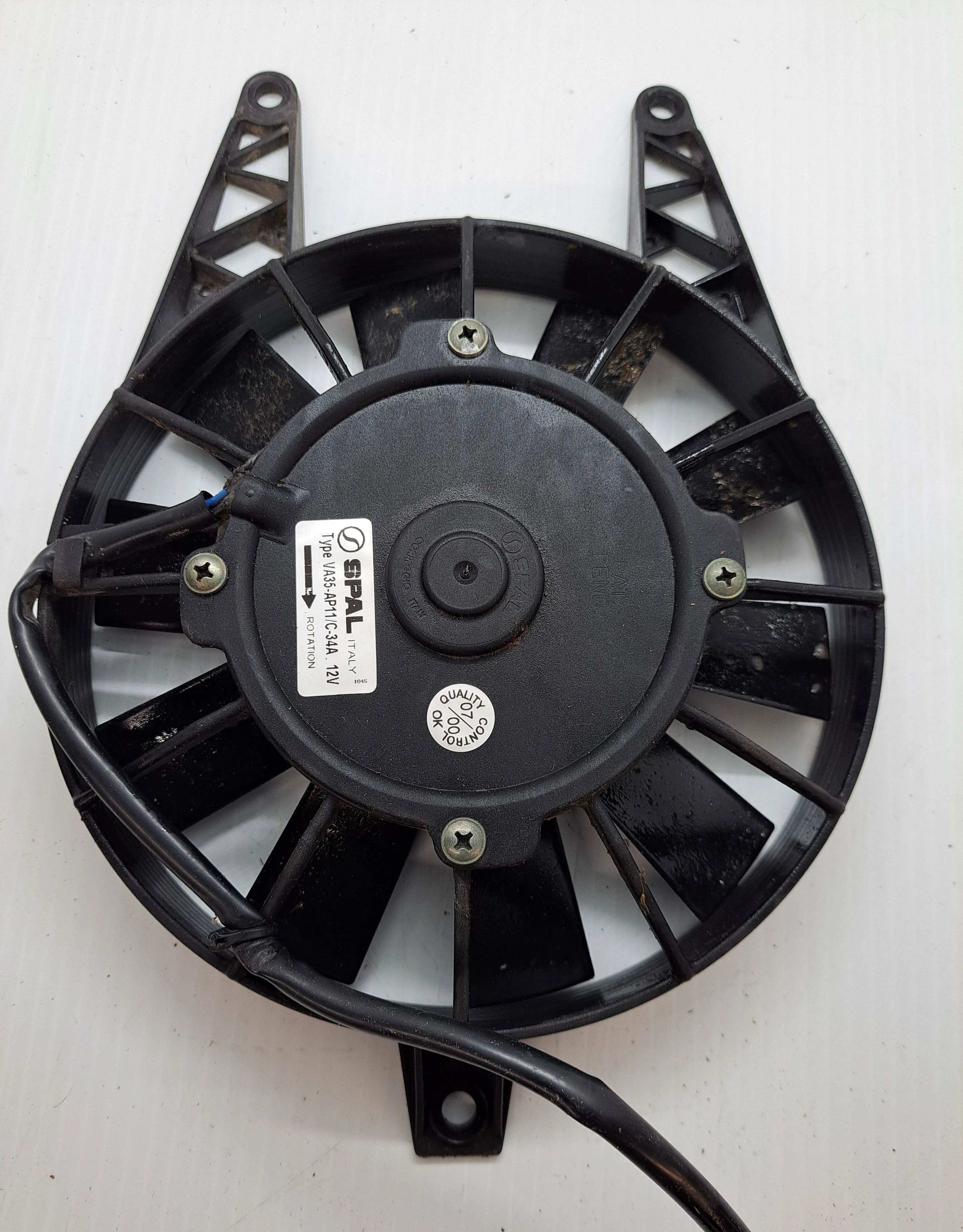 Triumph TT600 Rad Fan
