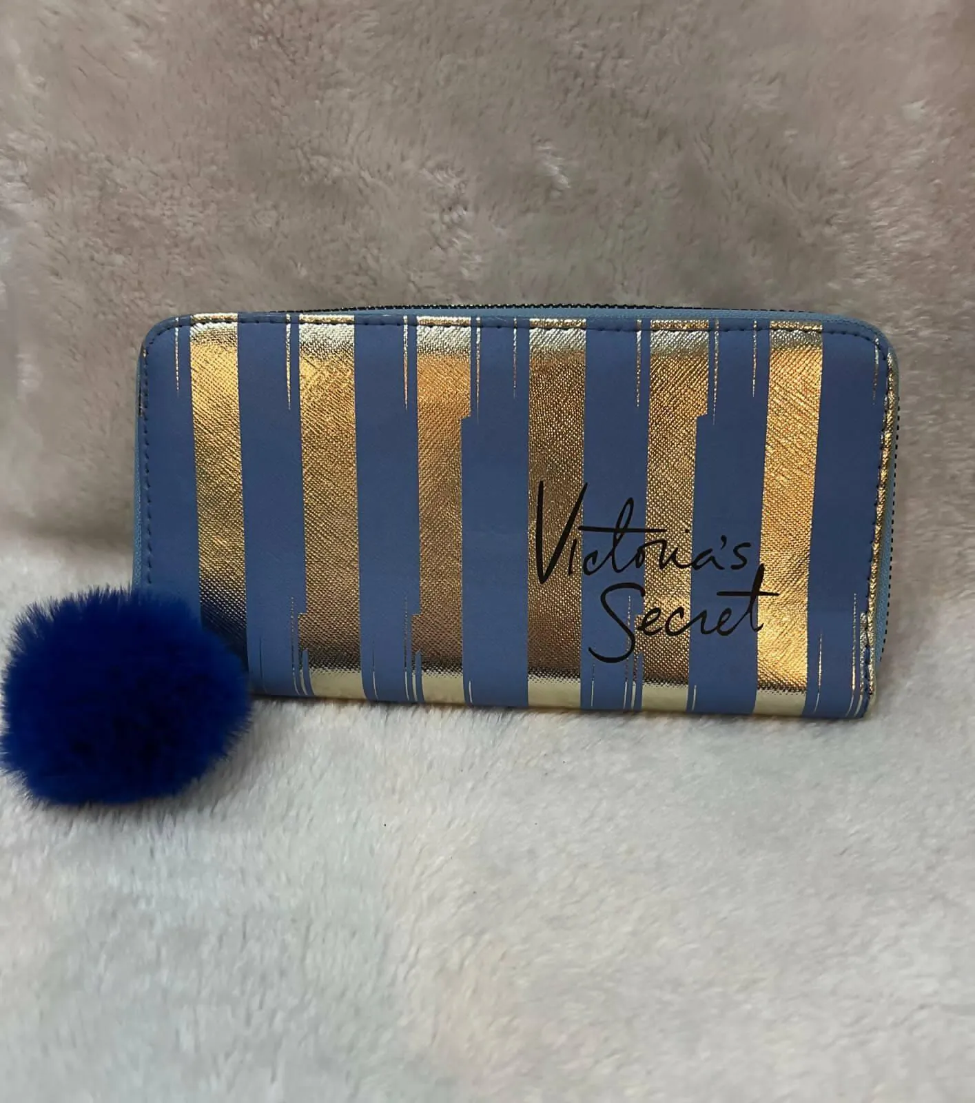 Victorias secret fancy clucth