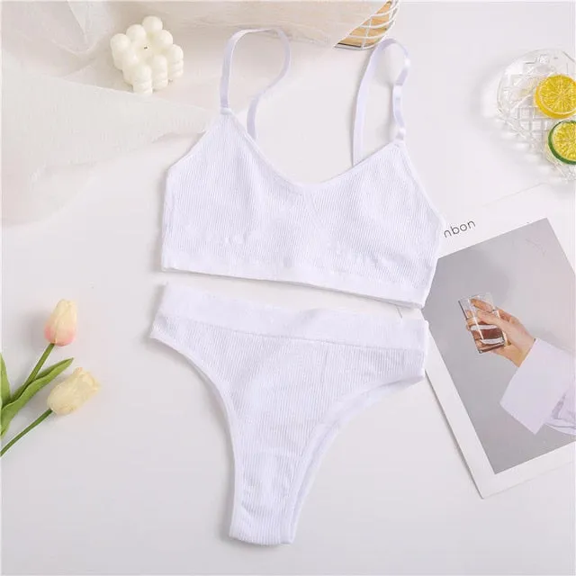 Wirefree Bralette & High Waisted Brief