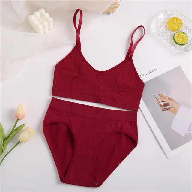 Wirefree Bralette & High Waisted Brief