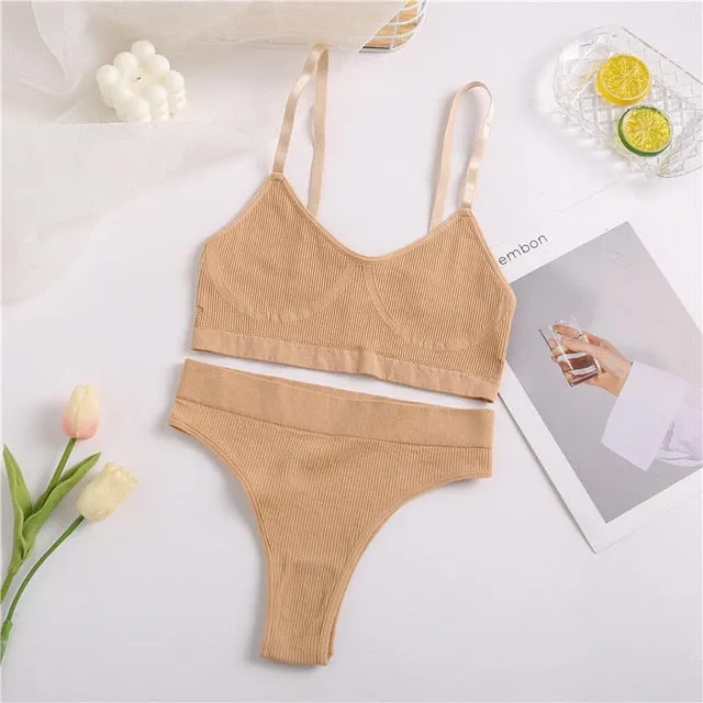 Wirefree Bralette & High Waisted Brief